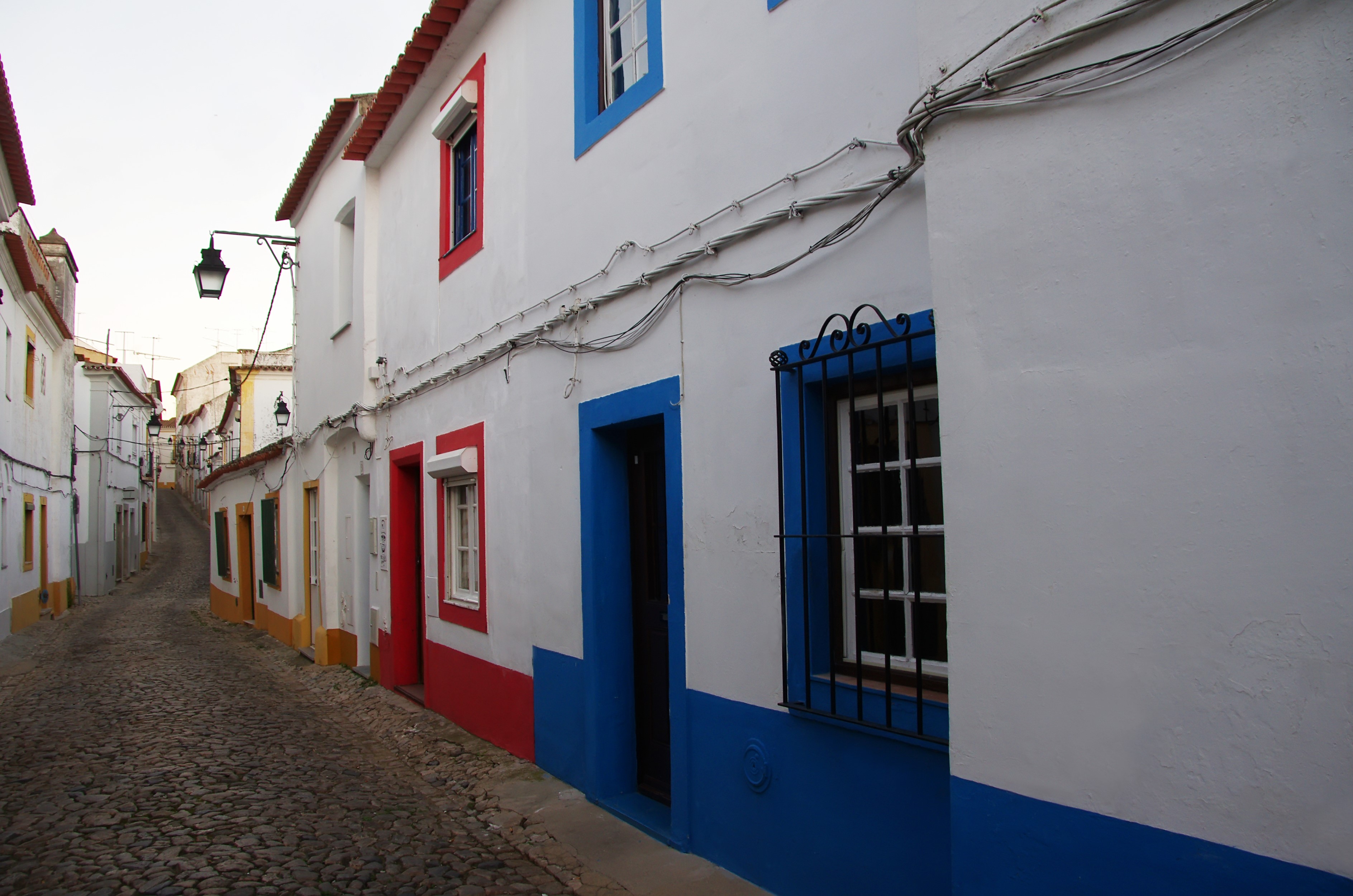 Dining Delights Near São Lourenço do Barrocal: A Curated Selection