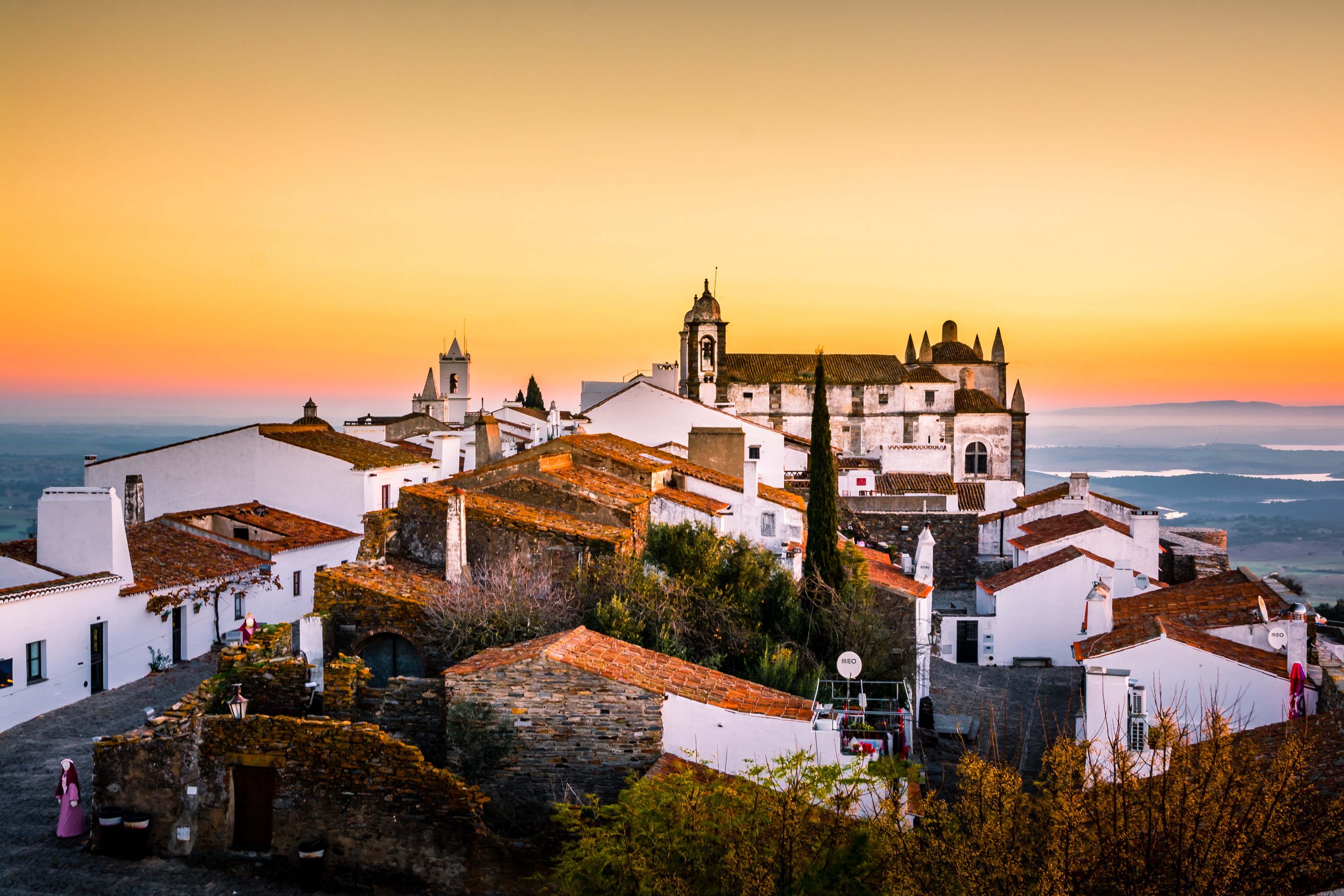 Luxury Helicopter Tours Over Alentejo: An Exclusive Aerial Experience