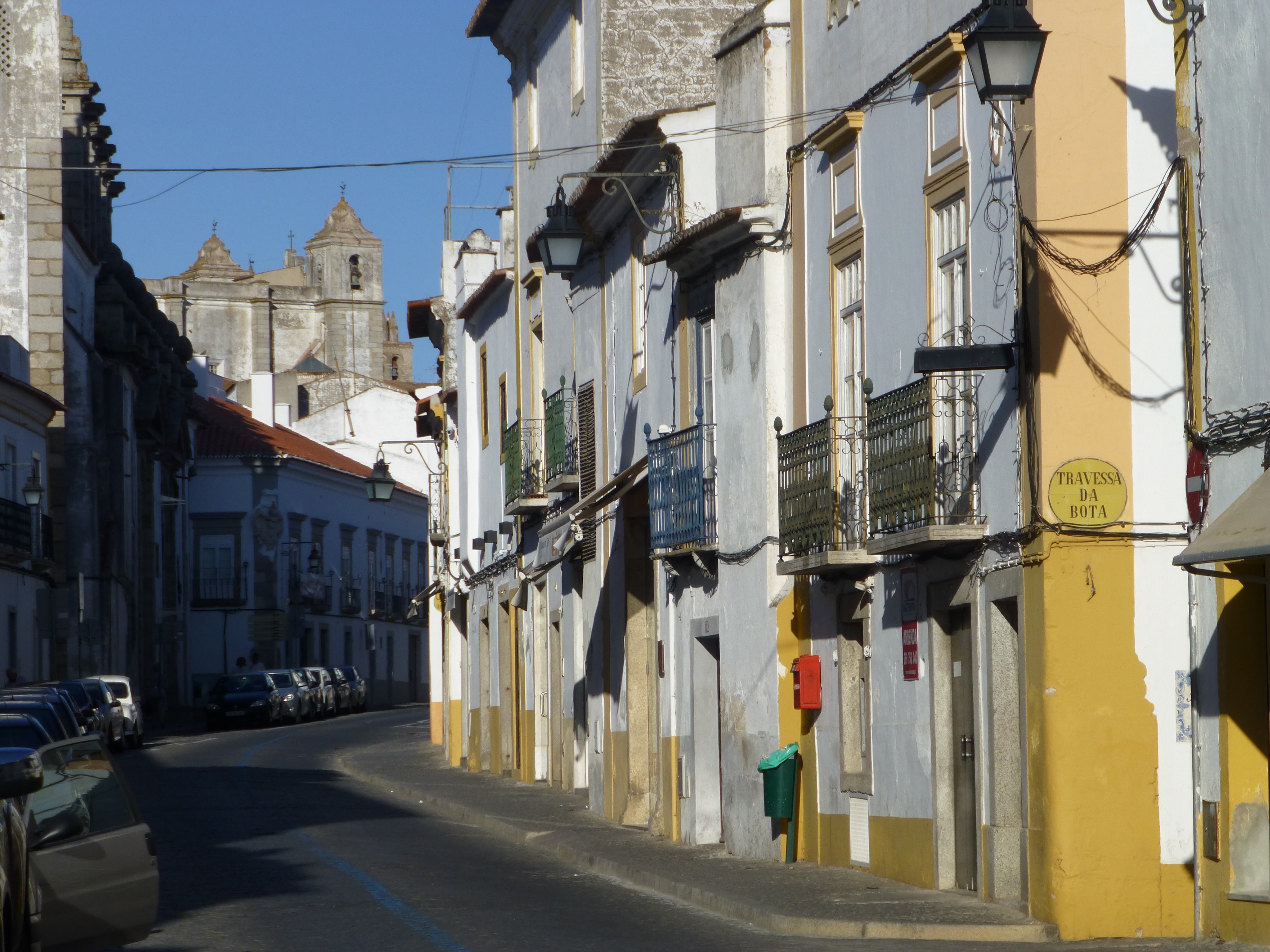Day Trips from Pestana Tróia Eco-Resort: Explore the Alentejo Coast